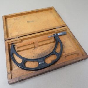 Starrett 463M 200mm - 225mm External Outside Micrometer ME4210